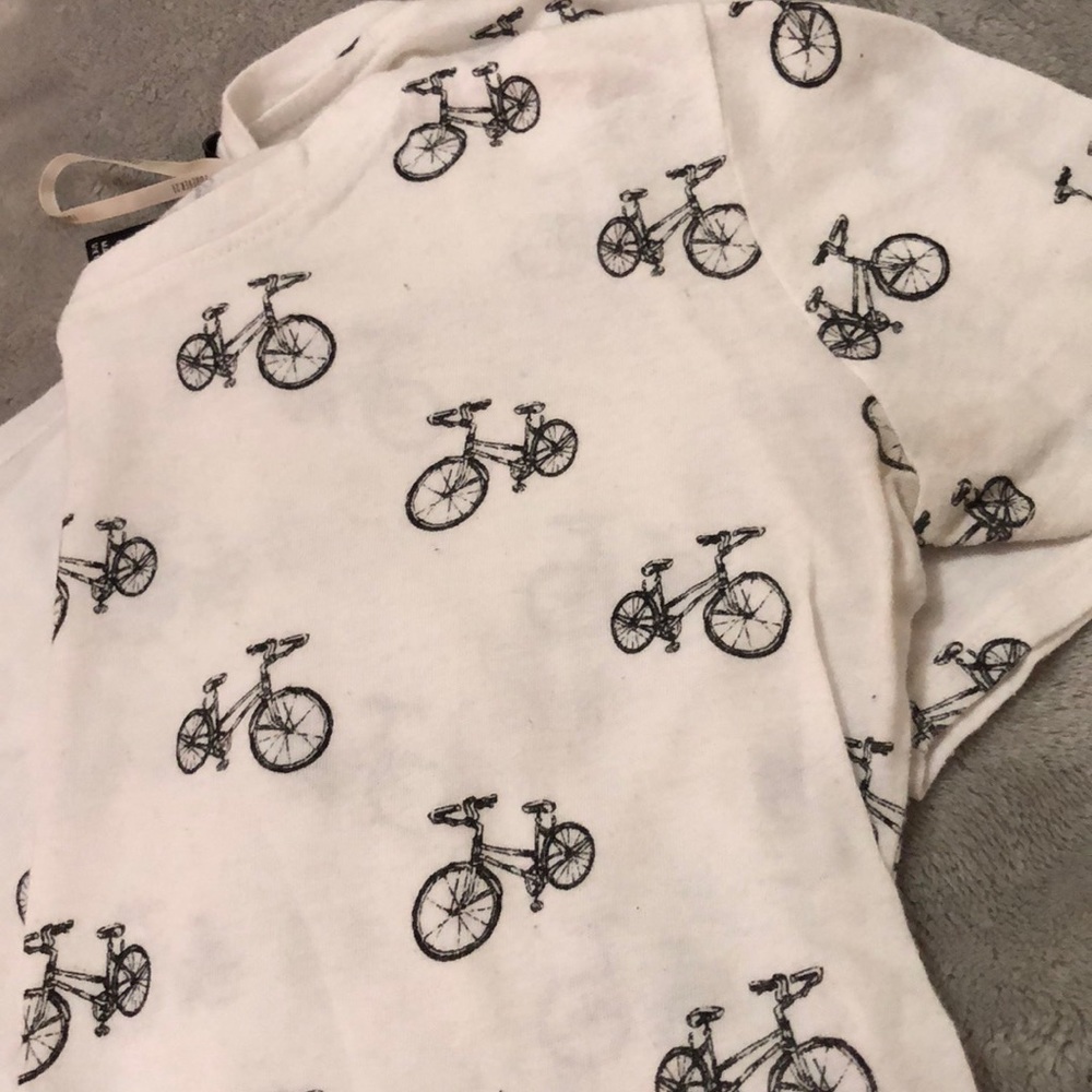 t-shirt - Picture 3 of 4